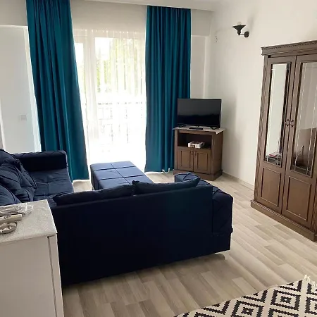 Magros 07 Апарт-отель 3*