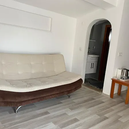 Magros 07 Aparthotel *